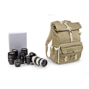 National Geographic Earth Explorer Medium Backpack for DSLR