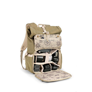 National Geographic Earth Explorer Medium Backpack for DSLR