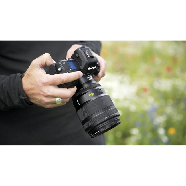 Nikon NIKKOR Z 135mm f/1.8 S Plena Lens