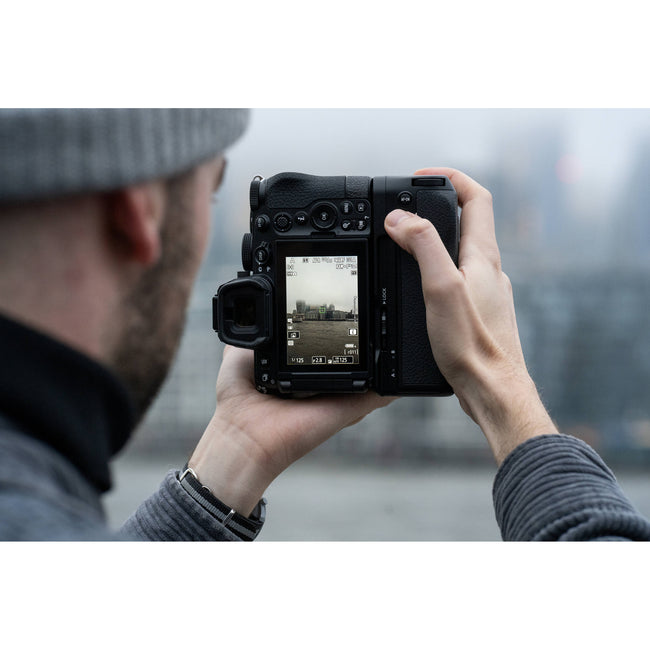 Nikon Z5 II Mirrorless Camera with 24-200mm f/4-6.3 Lens