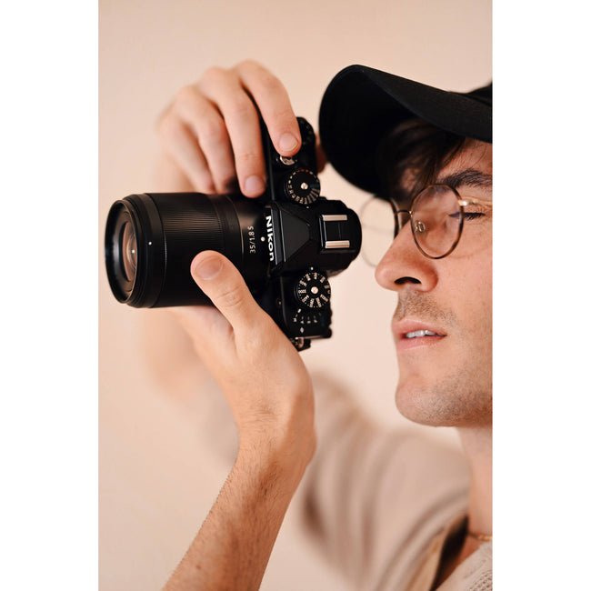 Nikon Zf Mirrorless Camera with 24-70mm f/4 Lens (Black)
