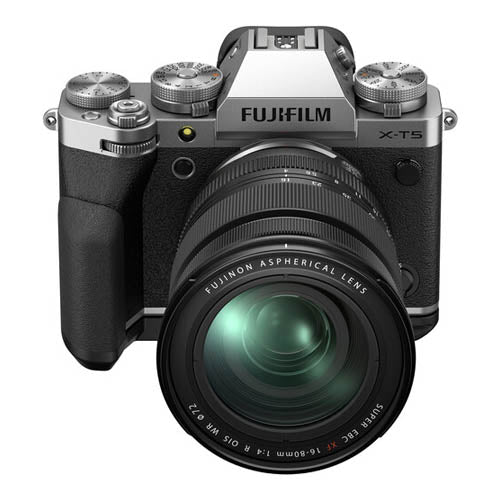 FUJIFILM X-T5 Mirrorless Camera with 16-80mm Lens